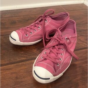 Jack Pursell Converse !! Fuschia in color. In good condition!